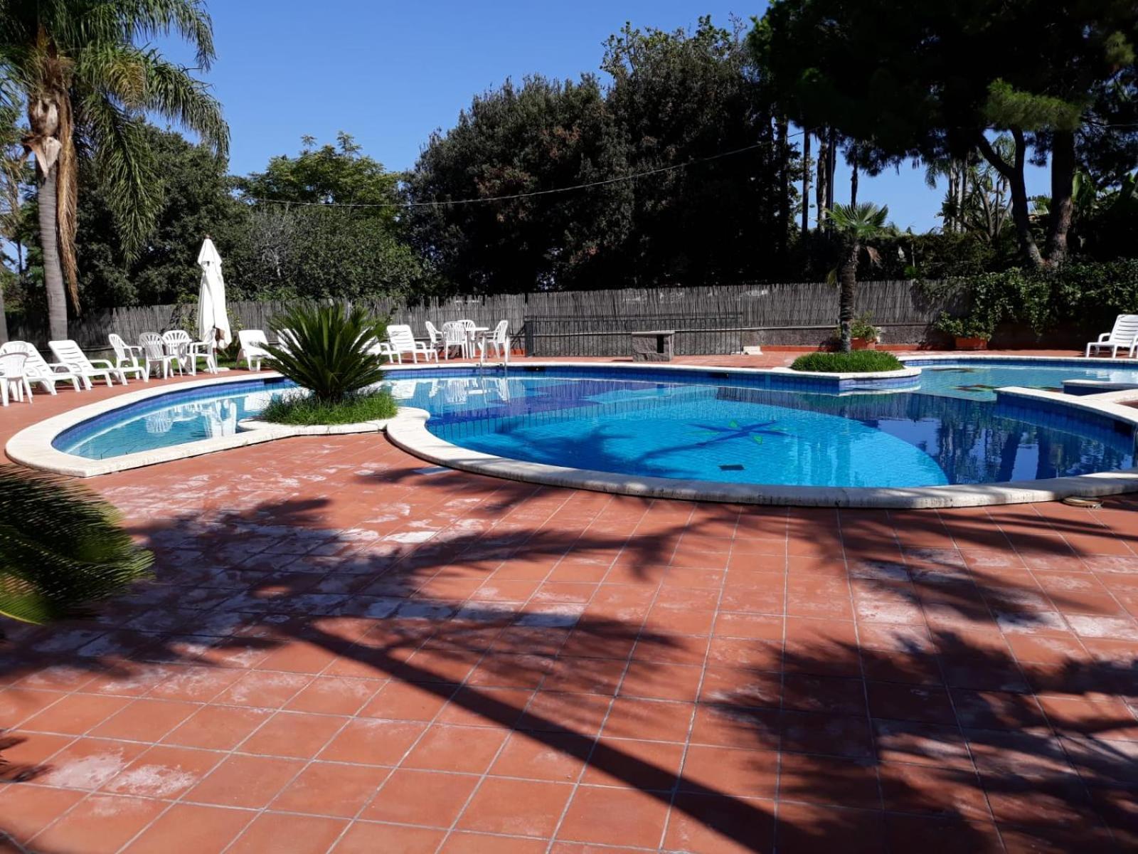 Andrew'S Apartment - Mulinia Residence Acireale Exterior photo